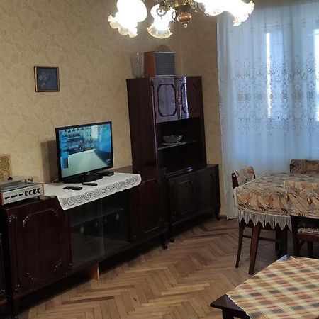Apartment Vintage 耶烈万 外观 照片