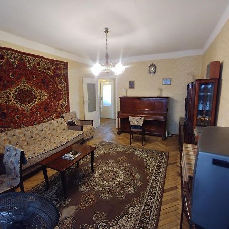 Apartment Vintage 耶烈万 外观 照片